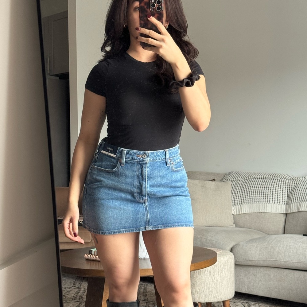 Abercrombie & Fitch Mid Rise Denim Skirt (s27 curve love)